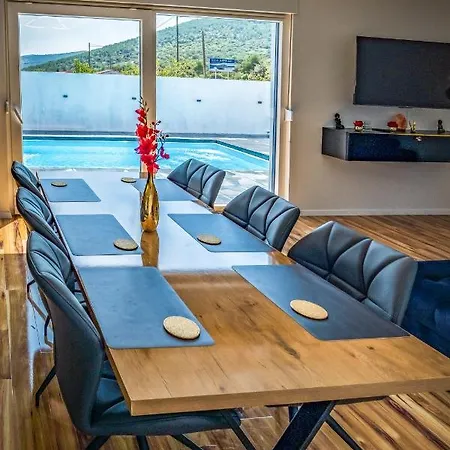 Luxury Impossible Traù