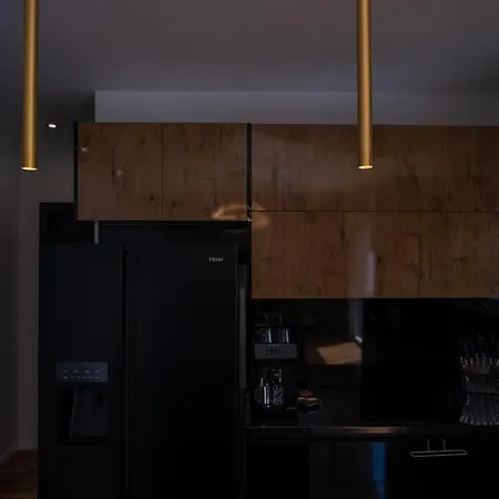 Luxury Impossible * Traù