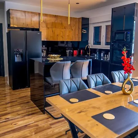 Luxury Impossible Villa *