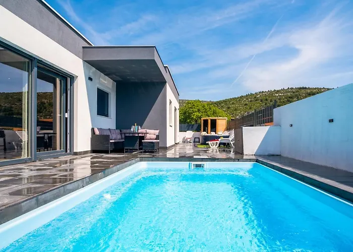 Vila Luxury Impossible